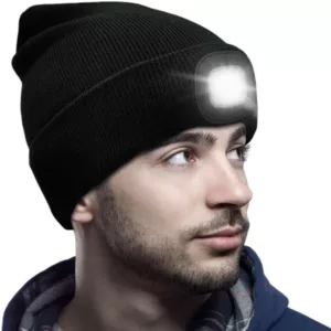 Căciulă cu lumină LED