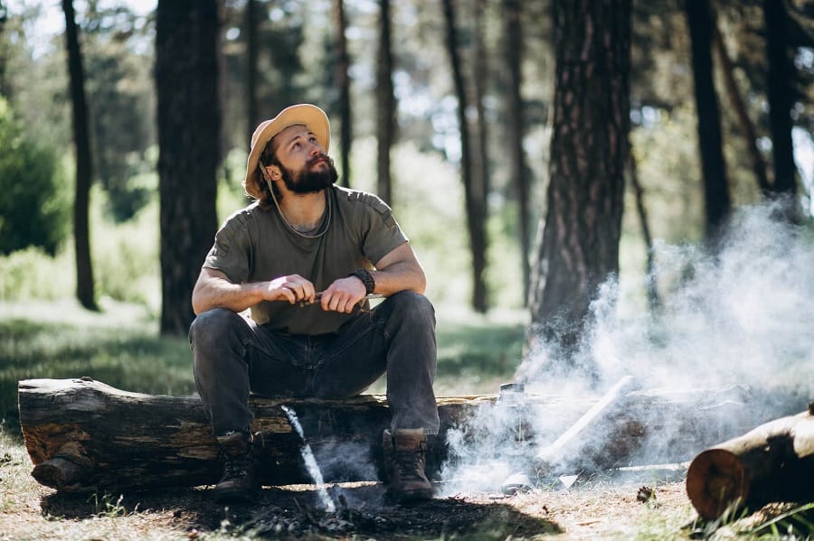 Echipament esențial pentru camping